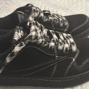 Nike Black Sneakers with Houndstooth Laces